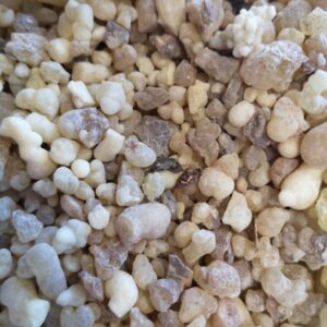 Frankincense with Cloves Frankincense with Cloves